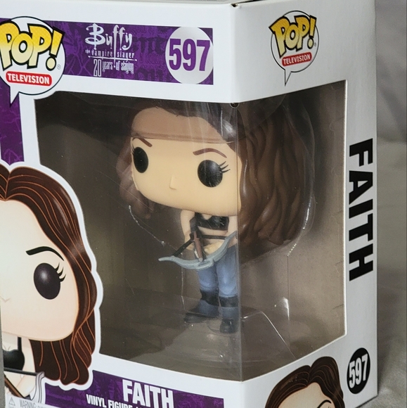 Faith Pop! Vinyl Figure by Funko - Picture 4 of 4